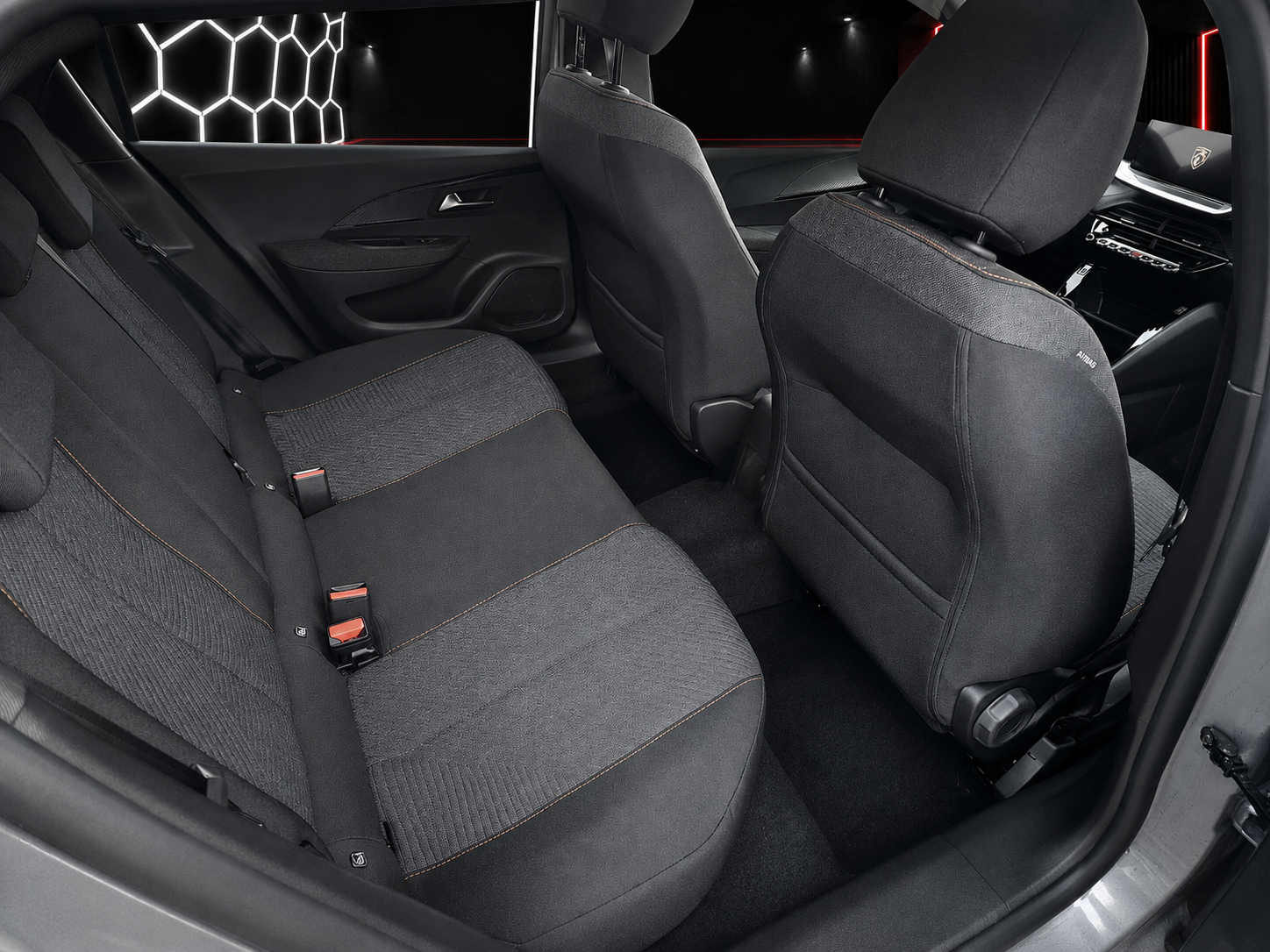 PEUGEOT 2008 Business